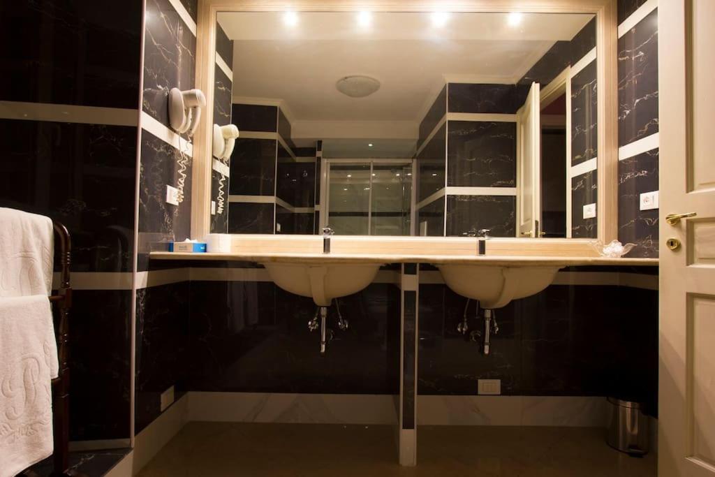 41 Nazionale Suite 41 Rom Exterior foto