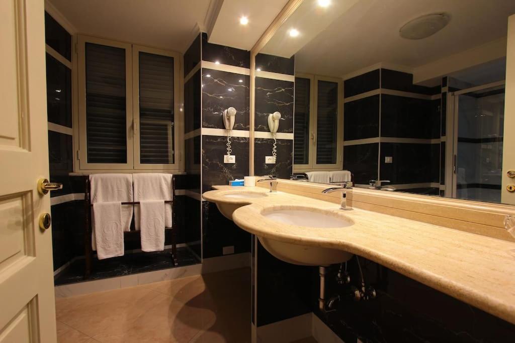 41 Nazionale Suite 41 Rom Exterior foto