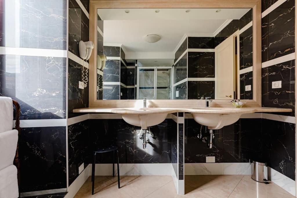 41 Nazionale Suite 41 Rom Exterior foto